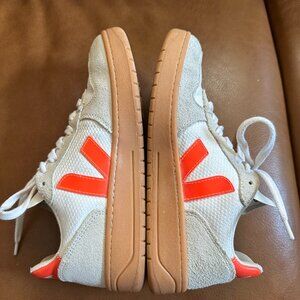 VEJA V-10 CWL B-MESH WHITE ORANGE FLUO US 6/EU 37
